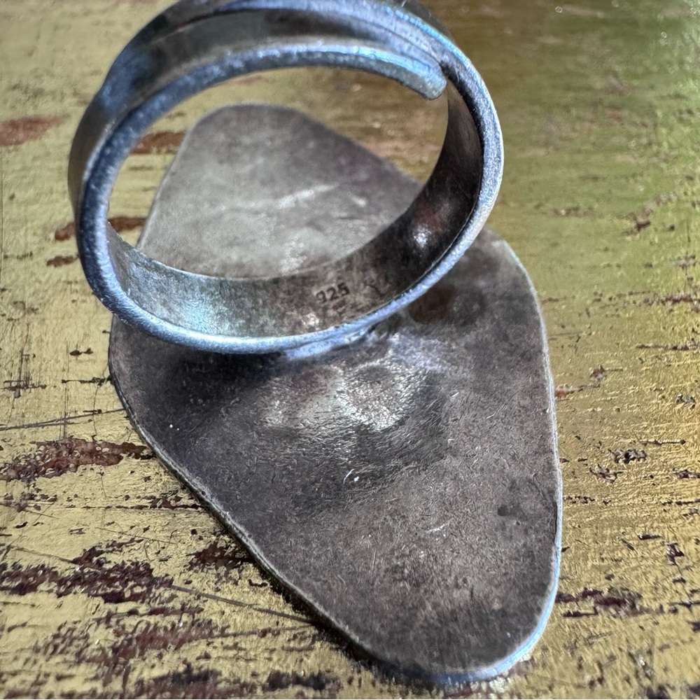 Engraved Silver Ring Celestial Geometric Motif - image 3